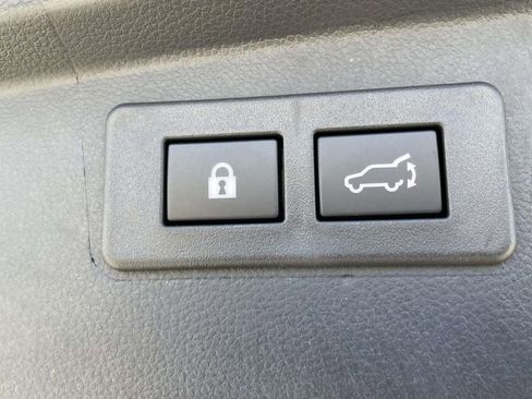 Certified 2025 Subaru Outback Onyx Edition XT w/ Popular Package #2 image 11