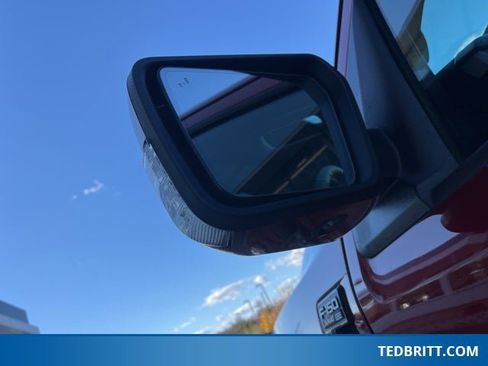 Certified 2022 Ford F150 Lariat w/ Equipment Group 502A High image 47