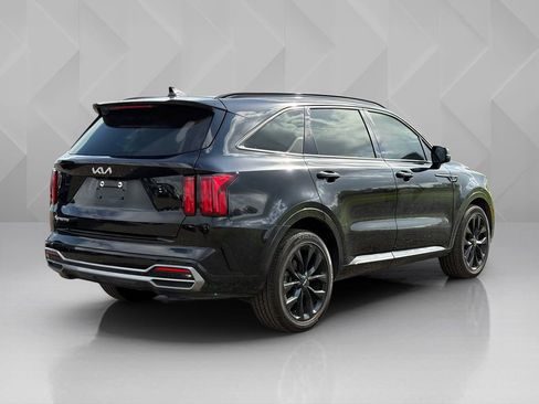 Certified 2023 Kia Sorento SX image 5