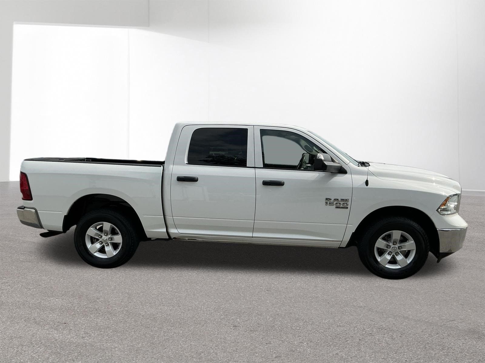 Used 2023 RAM 1500 Classic SLT w/ Trailer & Traction Group AWD/4WD image 2
