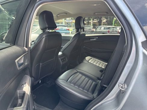 Used 2024 Ford Edge SEL AWD/4WD image 9