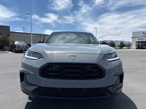 Used 2024 Honda HR-V Sport image 2