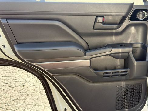 New 2026 Toyota 4Runner Limited AWD/4WD image 19