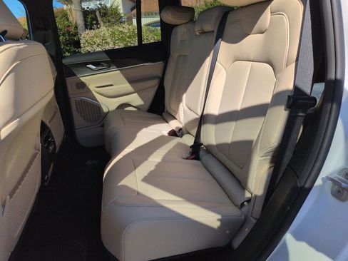 New 2026 Jeep Grand Cherokee Limited image 22