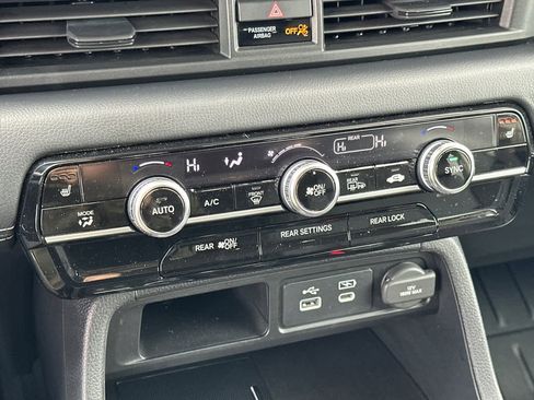 Used 2024 Honda Pilot EX-L image 22