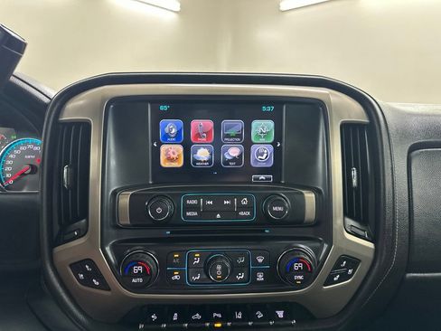 Used 2017 GMC Sierra 2500 Denali w/ Duramax Plus Package AWD/4WD image 42