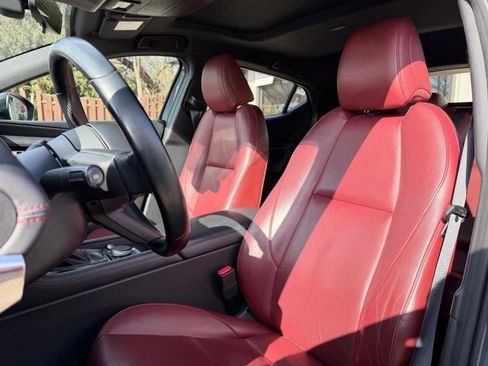 Used 2023 MAZDA MAZDA3 s image 8