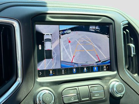 Used 2023 GMC Sierra 2500 AT4 w/ AT4 Premium Plus Package AWD/4WD image 10