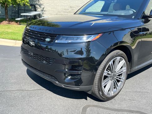 Certified 2024 Land Rover Range Rover Sport SE AWD/4WD image 36