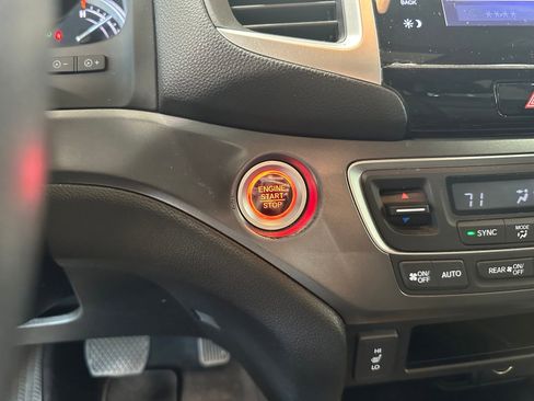 Used 2018 Honda Pilot EX-L image 17