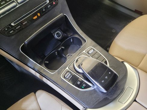 Used 2016 Mercedes-Benz GLC 300 4MATIC image 26