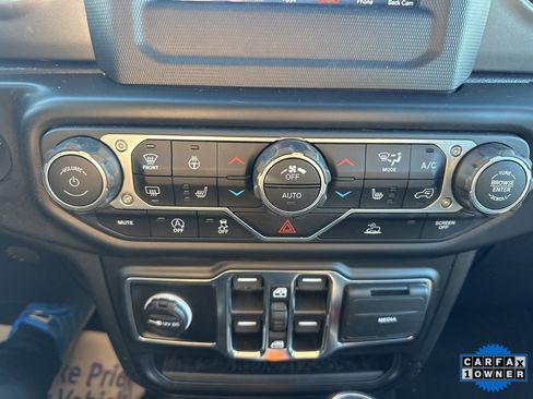 Used 2021 Jeep Wrangler Unlimited Sport image 4