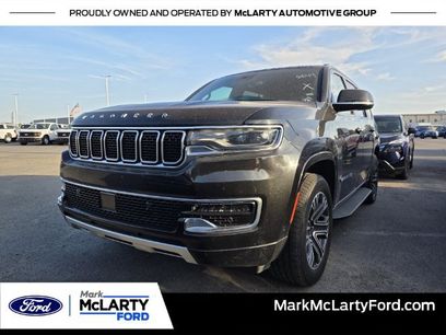 Used 2024 Jeep Wagoneer Series II w/ Flexible Seating Group