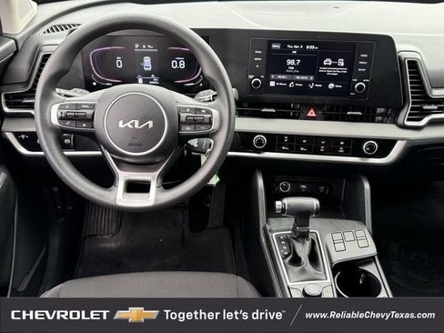 Used 2023 Kia Sportage LX FWD image 12