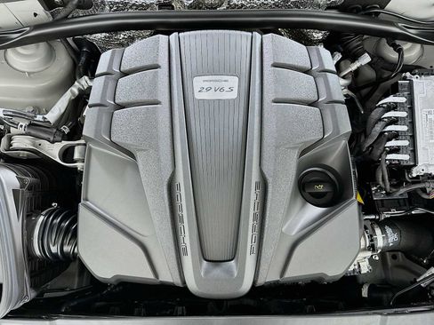 New 2026 Porsche Macan S AWD/4WD image 31