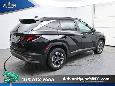 New 2026 Hyundai Tucson SEL AWD/4WD image 2