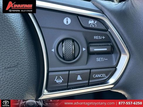 Used 2025 Acura MDX SH-AWD w/ Advance Package image 29