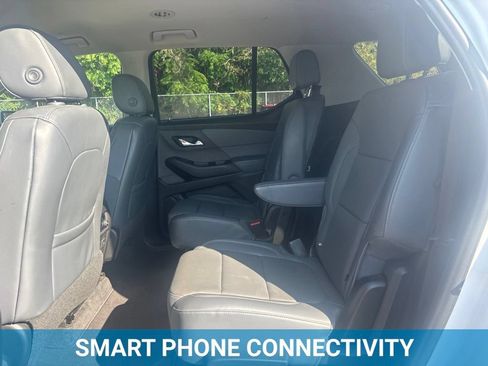 Used 2019 Chevrolet Traverse LT w/ LT Premium Package AWD/4WD image 6