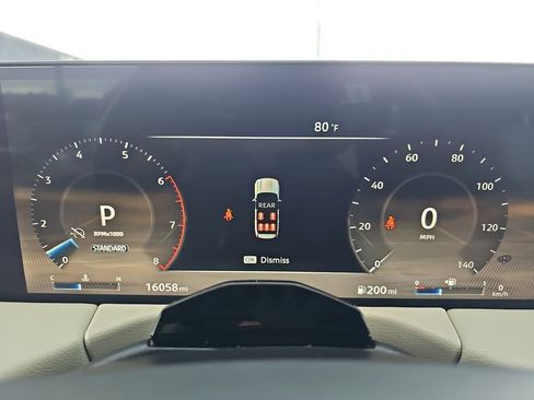 Used 2025 Nissan Armada Platinum Reserve RWD image 25