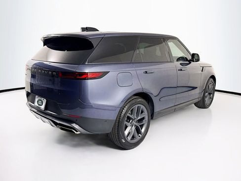 Used 2024 Land Rover Range Rover Sport SE image 5