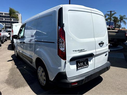 Used 2021 Ford Transit Connect XLT FWD image 3