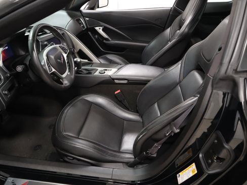 Used 2014 Chevrolet Corvette 2dr Cpe w/1LT RWD image 18