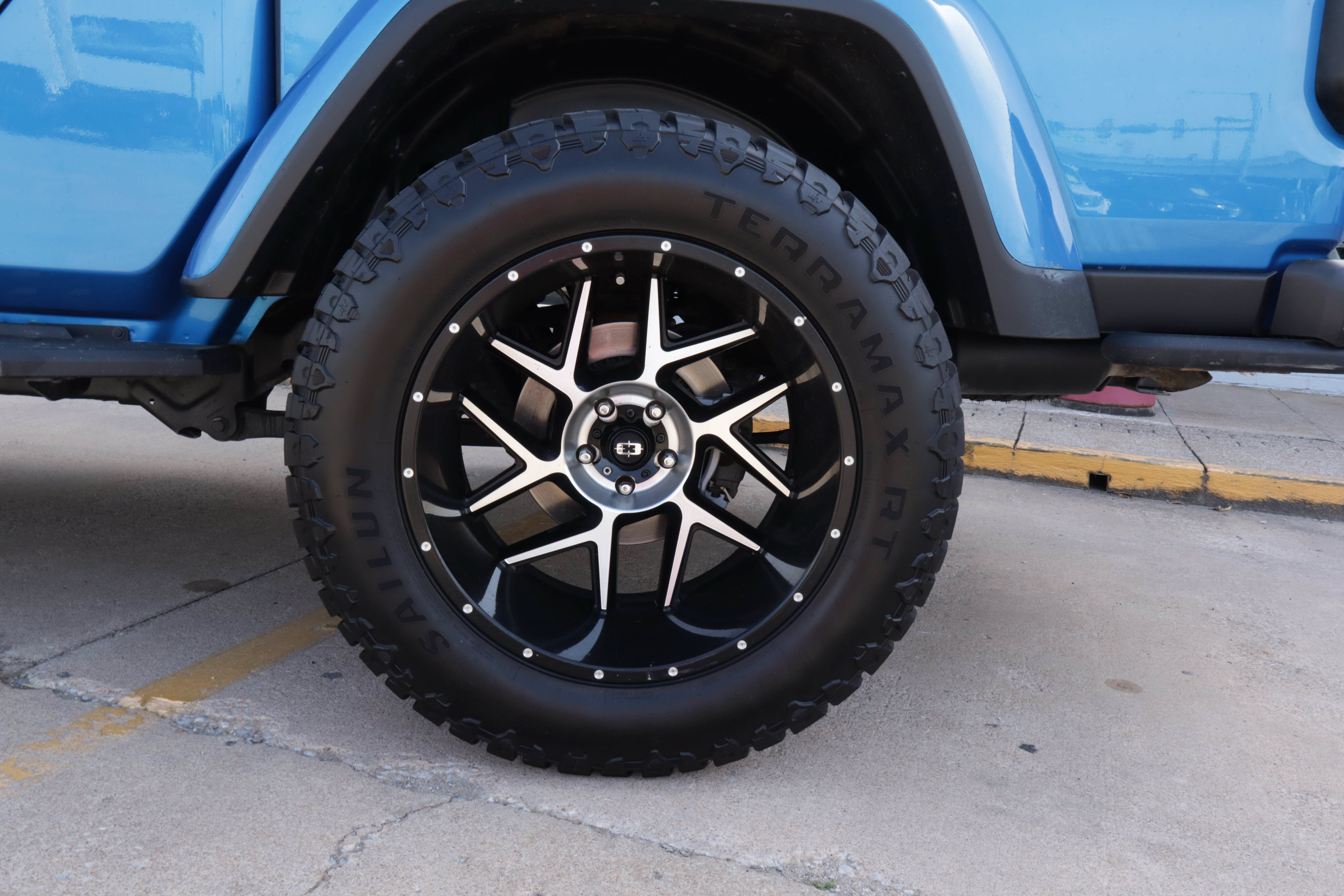 Used 2020 Jeep Gladiator Rubicon AWD/4WD image 17