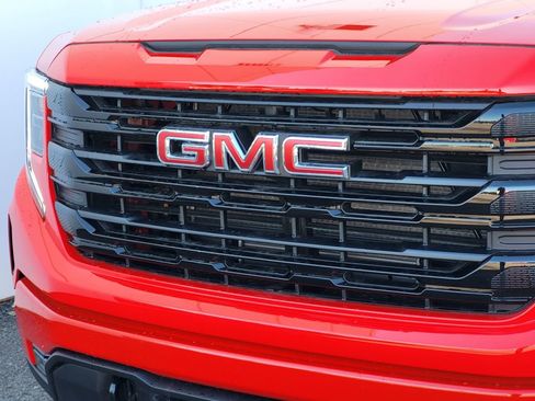 New 2025 GMC Sierra 1500 Elevation image 35