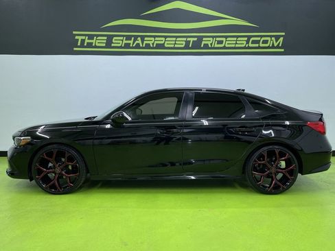 Used 2024 Honda Civic Sport image 6