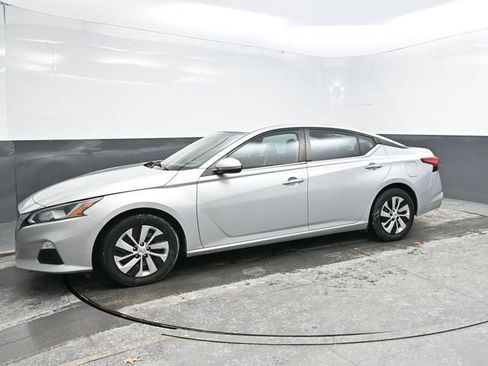 Used 2021 Nissan Altima 2.5 S image 3