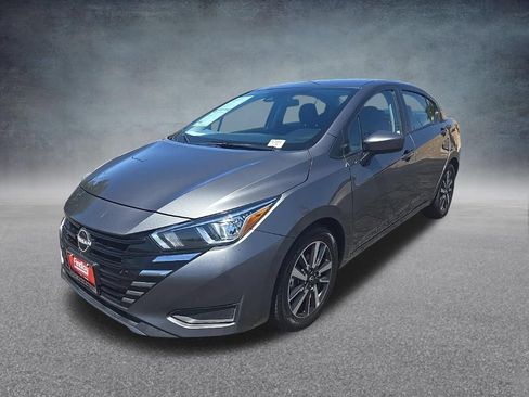 Used 2024 Nissan Versa SV FWD image 8