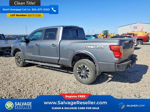Used 2019 Nissan Titan PRO-4X w/ Pro-4x Convenience Package AWD/4WD image 3