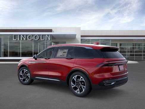 New 2026 Lincoln Nautilus Premier AWD/4WD image 4