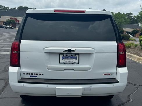 Used 2020 Chevrolet Suburban LT w/ RST Edition AWD/4WD image 4