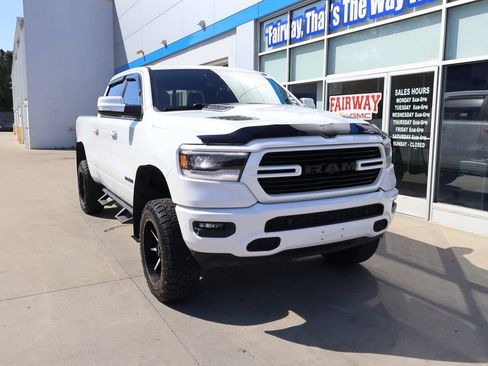 Used 2020 RAM 1500 Sport w/ Leather & Sound Group AWD/4WD image 2