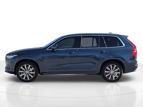 Used 2021 Volvo XC90 T6 Momentum w/ Advanced Package image 3