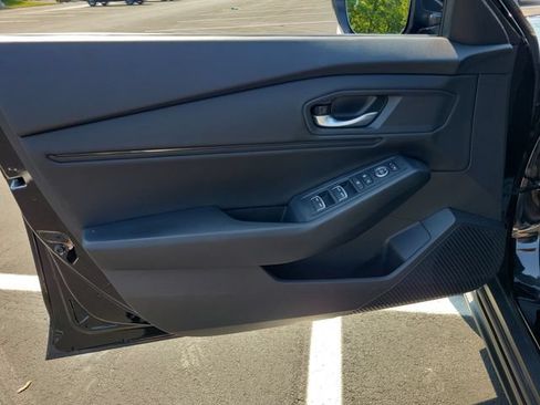Used 2024 Honda Accord EX image 37