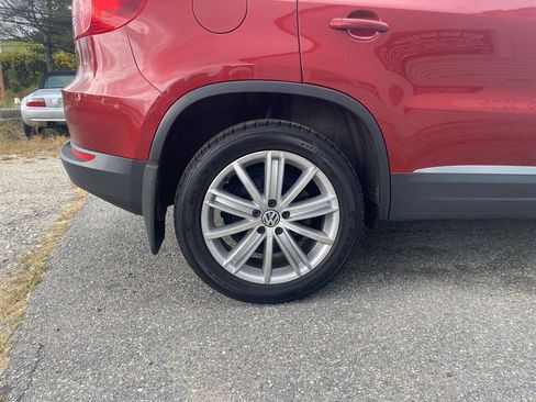 Used 2013 Volkswagen Tiguan SE AWD/4WD image 40