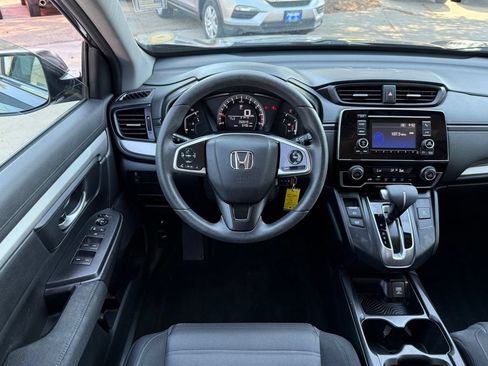 Used 2019 Honda CR-V LX image 2