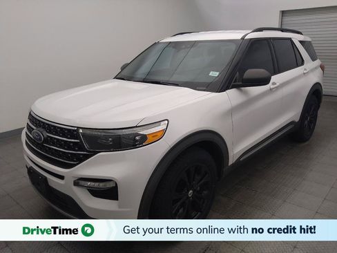 Used 2020 Ford Explorer XLT w/ Equipment Group 202A RWD image 1