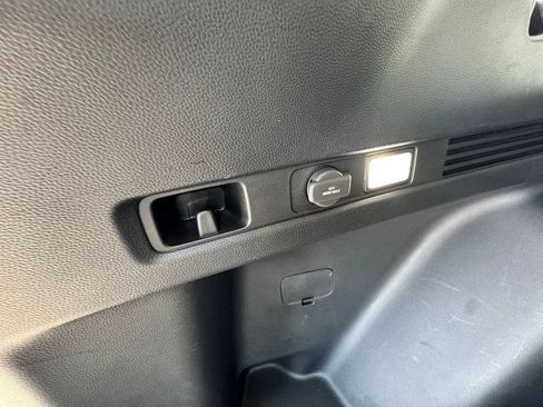 Used 2024 Honda CR-V EX image 29
