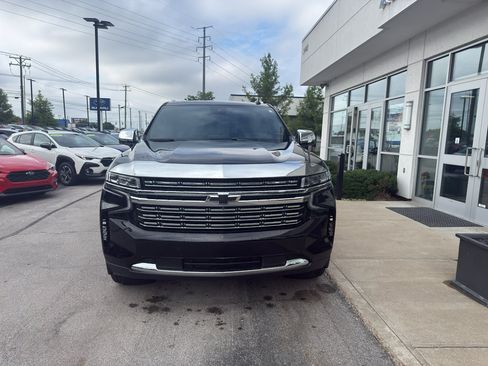 Used 2024 Chevrolet Tahoe Premier AWD/4WD image 8