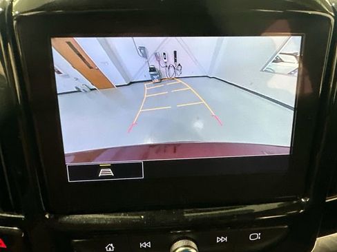 Certified 2023 Chevrolet Traverse LT image 17