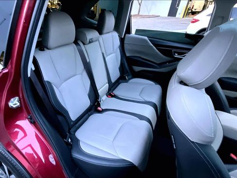 Used 2022 Subaru Forester Limited image 19