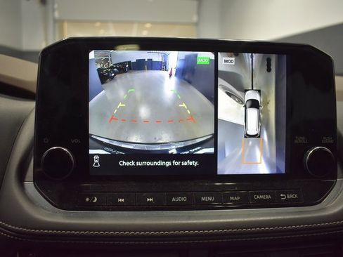 Certified 2023 Nissan Rogue Platinum w/ Platinum Premium Package image 25