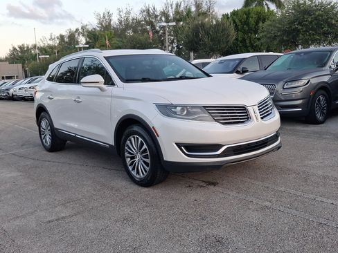 Used 2016 Lincoln MKX Select w/ Select Plus Package FWD image 22