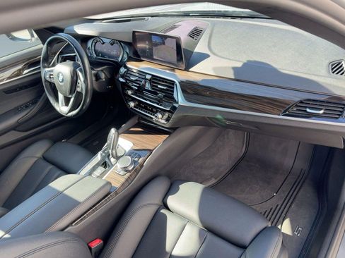 Used 2019 BMW 530i image 26