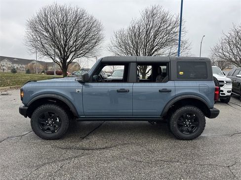 New 2025 Ford Bronco Big Bend w/ Black Diamond Package image 6