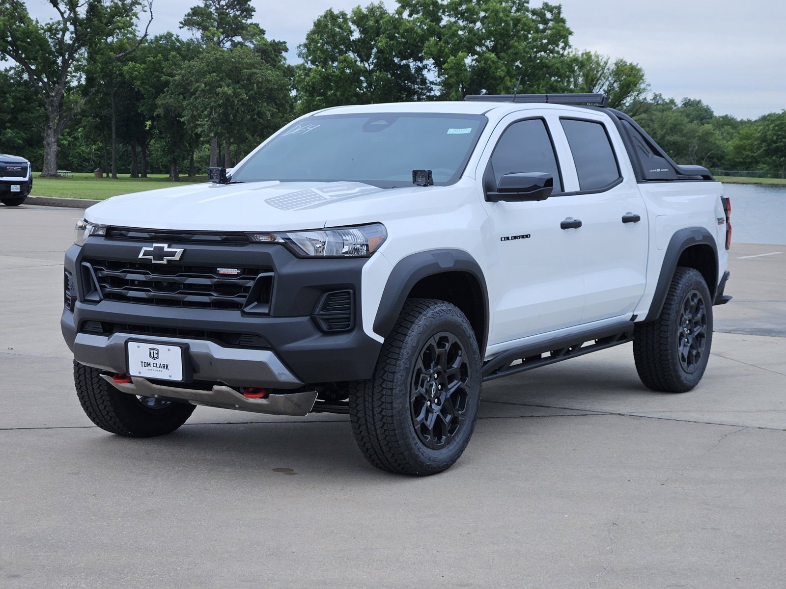 New 2026 Chevrolet Colorado Trail Boss AWD/4WD image 2