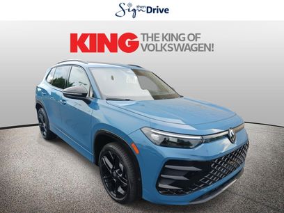 New 2025 Volkswagen Tiguan SE R-Line